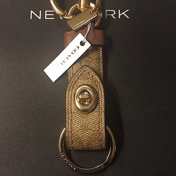 (UNISEX) COACH - TRIGGER SNAP BAG CHARM/KEYCHAIN IN CANVAS - Picture 2 of 13